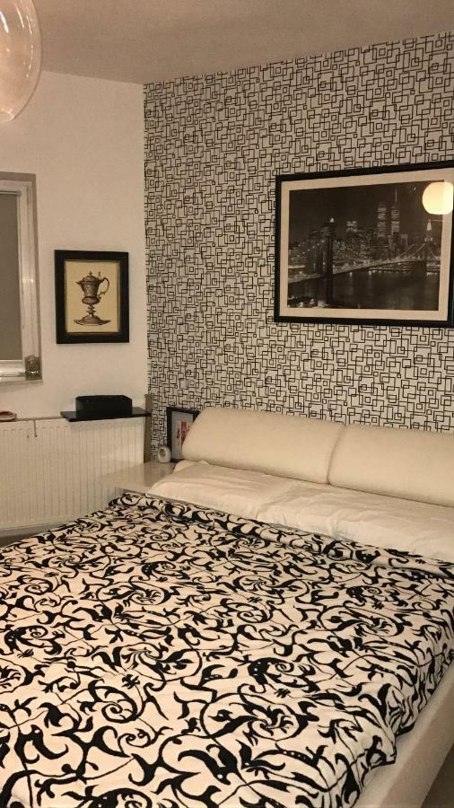 Ozana Apartament Apartment Constanta Exterior photo